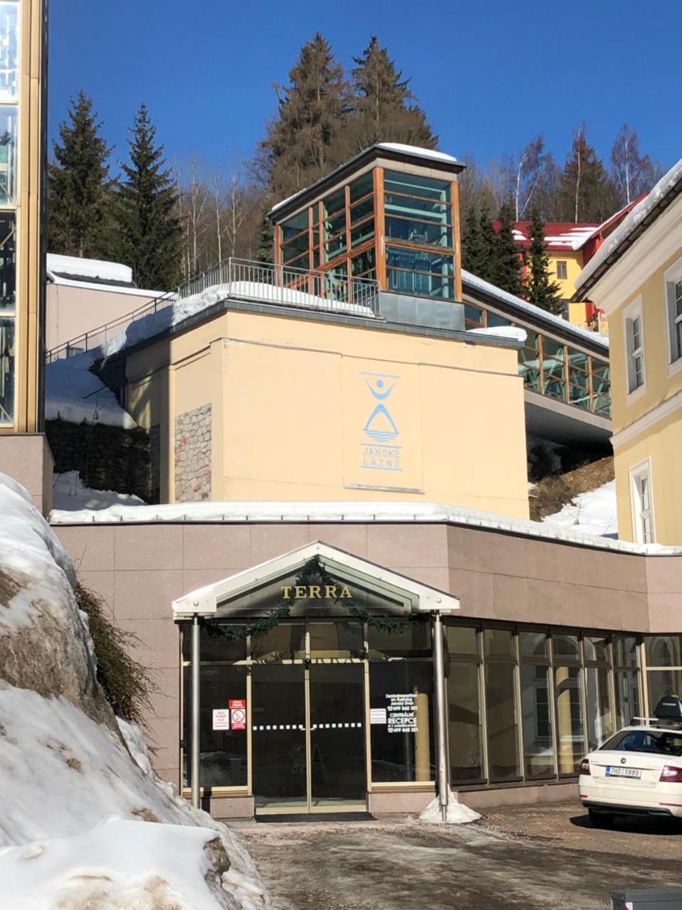 Apartman Jestrab 5 Janske Lazne Exteriör bild